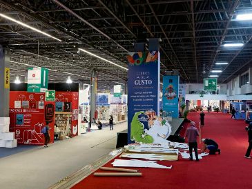 En plena Copa del Mundo de Qatar 2022, la Feria Internacional del Libro de Guadalajara (FIL) en México, la más grande del mundo hispano, homenajea a otro emirato del Golfo Pérsico. SUN / B. Fregoso