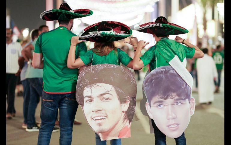 También en los alrededores del Estadio de Lusail, aficionados mexicanos se preparan para el encuentro. IMAGO7 / R. Vadillo