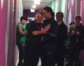 En la foto se puede apreciar como Gerardo Martino y Lionel Scaloni comparten risas, tras la victoria que le propinó la albiceleste 2-0 a la escuadra Tricolor. ESPECIAL/J. GALLARDO