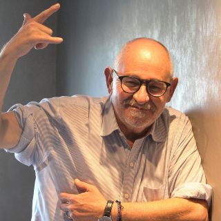 Benito Taibo llega a la FIL y busca “Pasar Inadvertido”