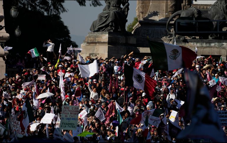 Según las cifras compartidas por el Gobierno capitalino, se estimó que a la marcha asistieron alrededor de 1.2 millones de personas. AP/F. Llano