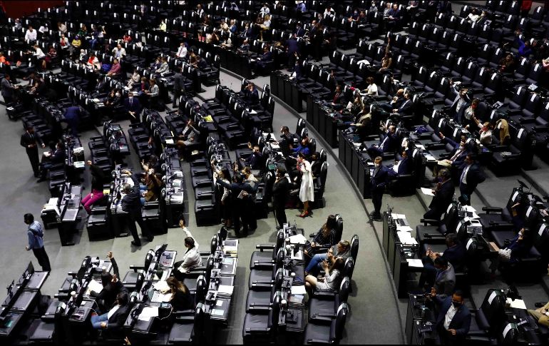 Mier Velazco descartó que el aplazamiento se trate de una intentona para convencer a la bancada del PRI y otro grupo parlamentario de oposición. SUN / ARCHIVO