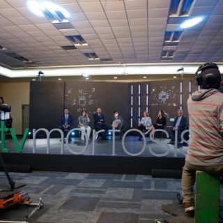 Reconocen a Guillermo Orozco por su labor en la investigación de los medios de Comunicación