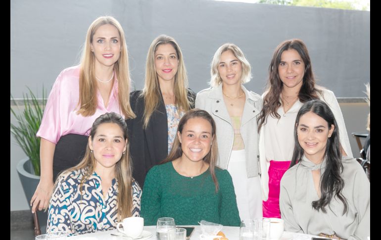 Ángela Saavedra, Mitzi Villegas, Luzma Alvarado, Anahí González, Ana Alicia Chavarría, Martha Topete y Jessica Sánchez. GENTE BIEN JALISCO/Jorge Soltero