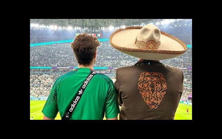 Influencers como Juanpa Zurita, quién también se encontraba en Qatar para el partido de este miércoles, se mostraron agradecidos por el desempeño de los jugadores. INSTAGRAM / juanpazurita