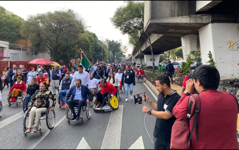 Las y los Diputados donaron 500 sillas de ruedas ergonómicas con un valor estimado de 13 mil pesos cada una. TWITTER/@NoticiaCongreso