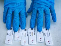 Autoridades sanitarias de Nuevo León hicieron un llamado a la población para que siga usando cubrebocas en lugares cerrados. EL INFORMADOR/ARCHIVO