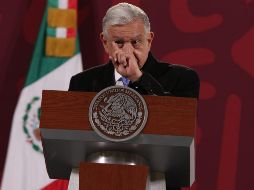 Opositores presentan un escrito de queja por las ilegalidades realizadas antes y durante la marcha del domingo pasado en apoyo a López Obrador. SUN/C. Mejía