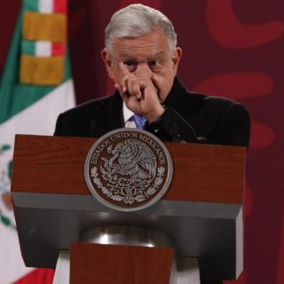 Presentan PAN, PRI y PRD denuncia contra López Obrador por acarreo