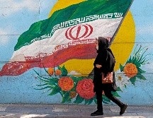 El uso del velo se volvió obligatorio en Irán en 1983, cuatro años después de que la Revolución islámica de 1979 derrocara a la monarquía del sha, apoyada por Estados Unidos. AFP / ARCHIVO