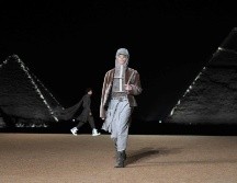 Este es el segundo desfile de moda de una marca de ropa europea en una zona de pirámides en Egipto. AFP/A. Hasan