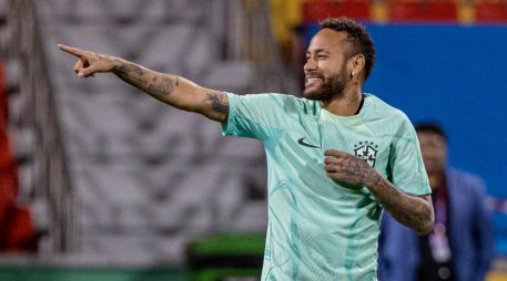 Neymar ya está recuperado para regresar a jugar. EFE/M. DIVISEK