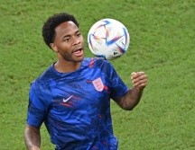 Sterling se cayó de la convocatoria contra Senegal a última hora y la federación inglesa aludió a 