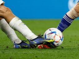 En estos días se disputan los octavos de final del Mundial de Qatar 2022, y más de alguno se pregunta qué pasaría si un partido culmina con empate. EFE / J. Méndez