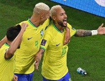 Neymar se convirtió en la principal figura mediática en dar su apoyo al mandatario de extrema derecha. AFP / G. Kirk