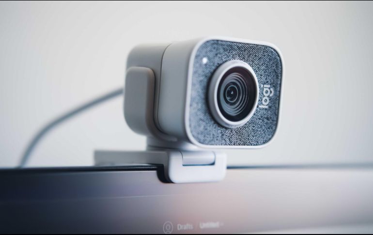 Alertan por auge de prostitución vía internet de personas inmigrantes con necesidades económicas. UNSPLASH/ESPECIAL