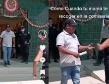 En la grabación se observa la sorpresa del sujeto ante la actitud de su mamá. ESPECIAL/CAPTURA DE VIDEO