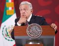López Obrador manifestó que "es el colmo" la petición de Gálvez, pues tiene abiertos todos los espacios abiertos, por lo que le sugirió que use otras tribunas y que "vaya a engañar a otra parte". SUN / G. Espinosa