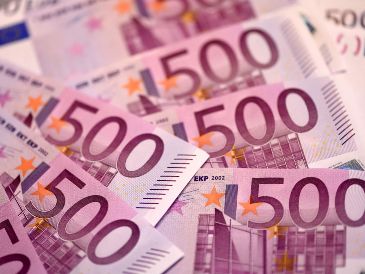 La divisa europea se cotiza en 1.05 dólares este martes 06 de diciembre. AFP/ ARCHIVO