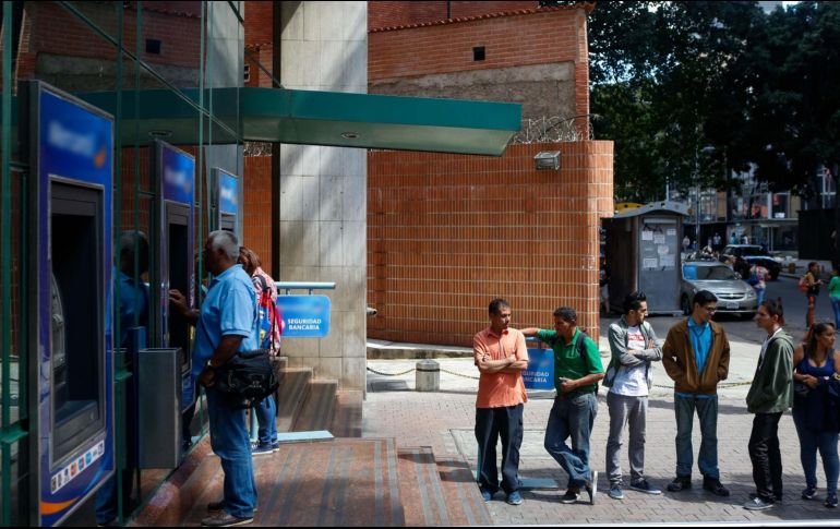 La cobranza delegada ya había sido propuesta y aprobada en marzo de este año, pero ya no avanzó en el Senado luego de que el propio Presidente López Obrador la calificó de 