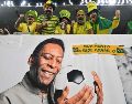 Dos hijas de Pelé desmintieron el domingo que la salud del ex astro esté en riesgo y se mostraron confiadas en que regresará a casa cuando se mejore del cuadro respiratorio. AFP / N. Almeida