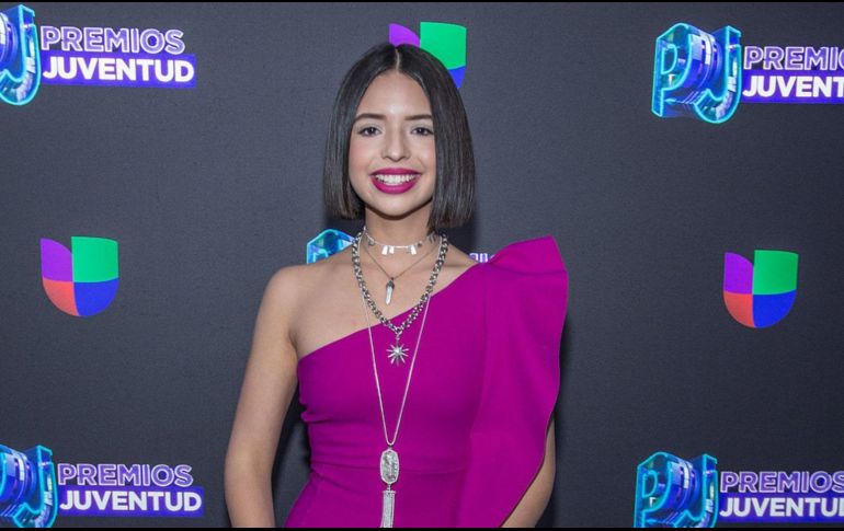 La cantante Ángela Aguilar realizó una sesión de preguntas y respuestas con sus fans, revelando algunos detalles de su vida privada. EFE/ARCHIVO