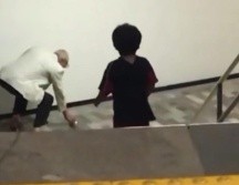 El hombre fue detenido junto al niño por personal de la estación. ESPECIAL