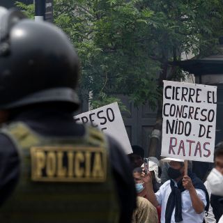 Canciller dice que Castillo dio un golpe de Estado y pide ayuda internacional