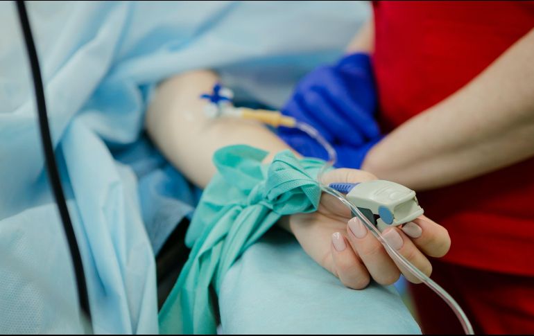 Hacen un llamado a todos los pacientes que se realizaron alguna cirugía en los hospitales privados donde se han detectado casos de meningitis para que acudan al Hospital 450 y le practiquen las pruebas necesarias. ESPECIAL/UNSPLASH