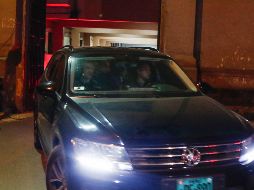 El destituido presidente de Perú Pedro Castillo sale detenido en un vehículo policial de la Prefectura de Lima. EFE/A. Mejía