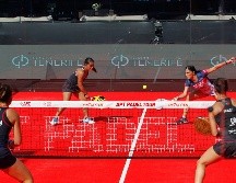 Las argentinas Daniela Banchero (arriba-d) y Paola Armesto (arriba-i) hoy hilaron victorias. EFE/F. GUASCO