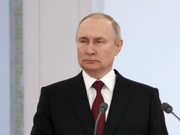 El presidente Vladimir Putin, admitió que "al final habrá que negociar" para poner fin a la guerra entre Rusia y Ucrania. AFP/ ARCHIVO
