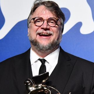 Taylor Swift expresa su admiración a Guillermo del Toro y el tapatío responde