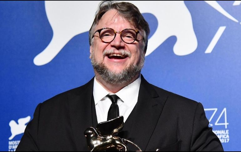 Del Toro expresó que también siente una gran admiración por la estrella. EFE/ARCHIVO