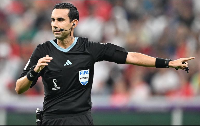 CÉSAR RAMOS. Nacido hace 38 años en Culiacán e internacional desde 2014, el árbitro mexicano ha dirigido hasta el momento tres partidos en Qatar 2022. EFE / ARCHIVO