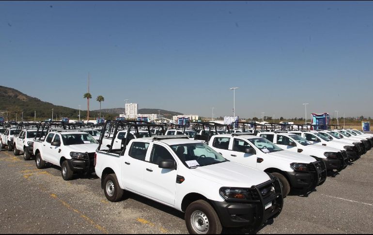 También se entregaron 54 bicicletas para agrupamientos de ciclopolicías y cinco mil uniformes. EL INFORMADOR/A. Camacho