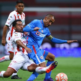 Cruz Azul y Necaxa firman aburrido empate en inicio de la Copa SKY