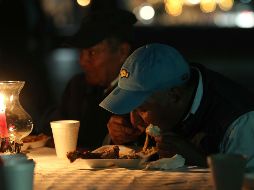 Sigue estas recomendaciones para no excederte en las fiestas decembrinas. SUN/ARCHIVO