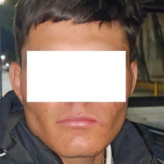 Detienen a motociclista con arma modificada en Oblatos