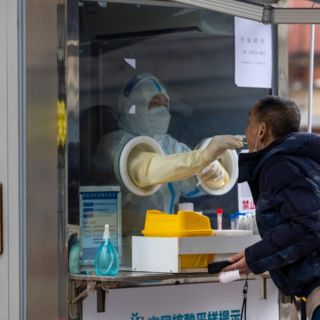 Aumenta el número de contagios de COVID en China