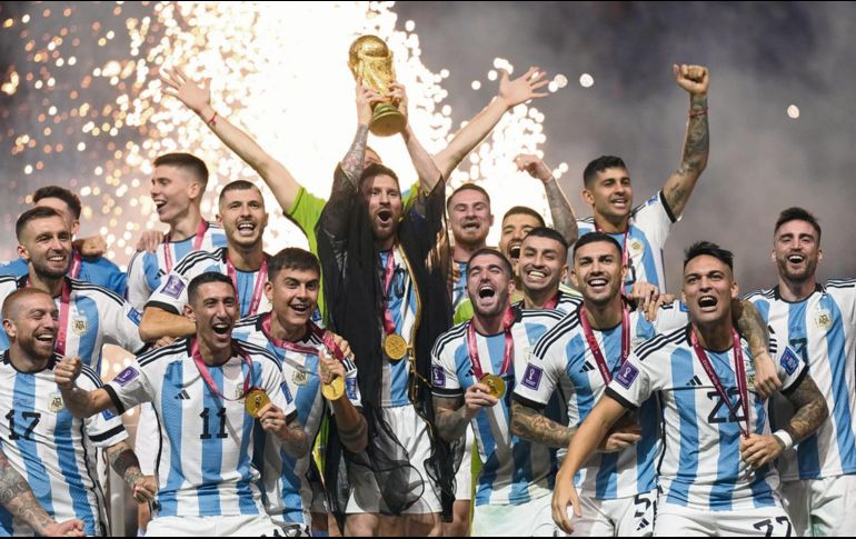 La Selección de Argentina celebró un título mundial de nueva cuenta después de 36 años. AP