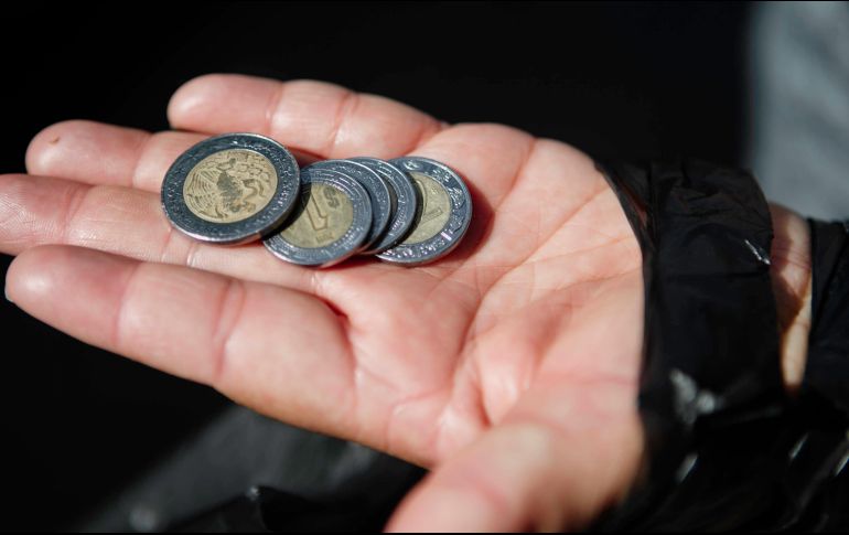 Un ahorro o un resguardo es necesario para poder solventar los primeros meses del año. EL INFORMADOR/ARCHIVO