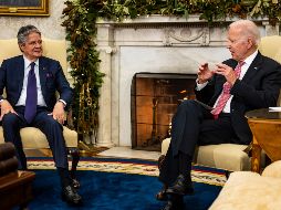 Lasso y Biden se reunieron en el Despacho Oval de la Casa Blanca para discutir temas sobre migración, seguridad y cooperación económica. EFE/S. Corum