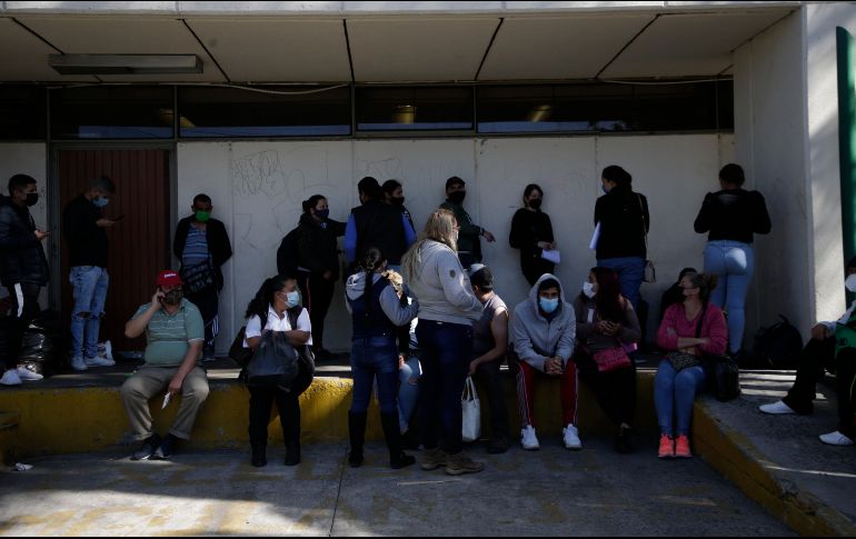 López Obrador asegura que en México que, durante la pandemia por COVID-19, se atendió en una cama a todos los pacientes y no se murió ninguno afuera de los hospitales como sucedió en otros países. EL INFORMADOR / ARCHIVO