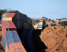 Arizona dejará de instalar contenedores en bosques nacionales. AP