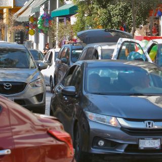 Saturan el Centro tapatío por compras navideñas