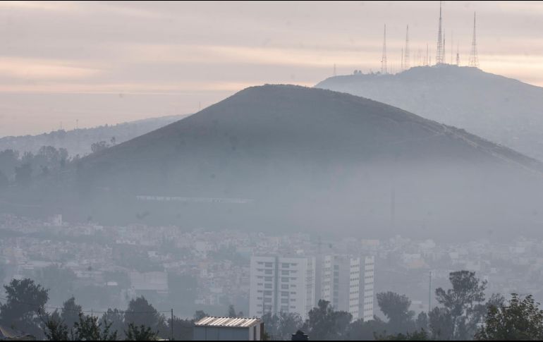 Es habitual que la ZMG despierte con altos niveles de contaminación atmosférica tras las fiestas decembrinas. EL INFORMADOR/ARCHIVO