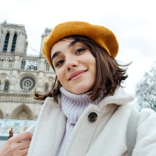 Boina francesa, el accesorio imprescindible para la temporada navideña