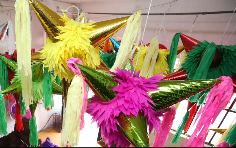 Como recordatorio de las celebraciones de estas fechas, un usuaria mexicana de TikTok, llevó una piñata a Rumania y fue un éxito.  EL INFORMADOR/ARCHIVO