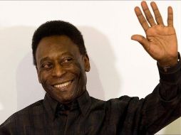 Pelé se encuentra internado en un hospital de Sao Paulo, Brasil; sus fans piden por su mejoría. AFP/Archivo